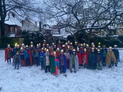 Sternsinger im Schnee